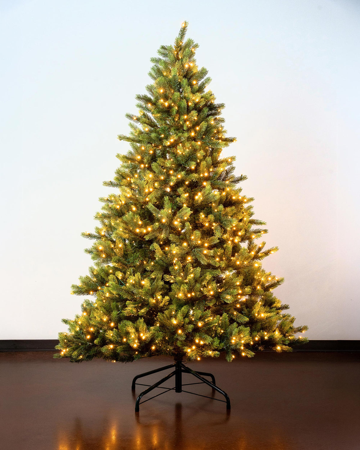 Carolina Deluxe Fir Christmas Tree